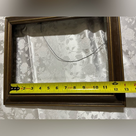 Antique Victorian Deep Walnut with gold trim Picture Frame - Picture 12 of 15